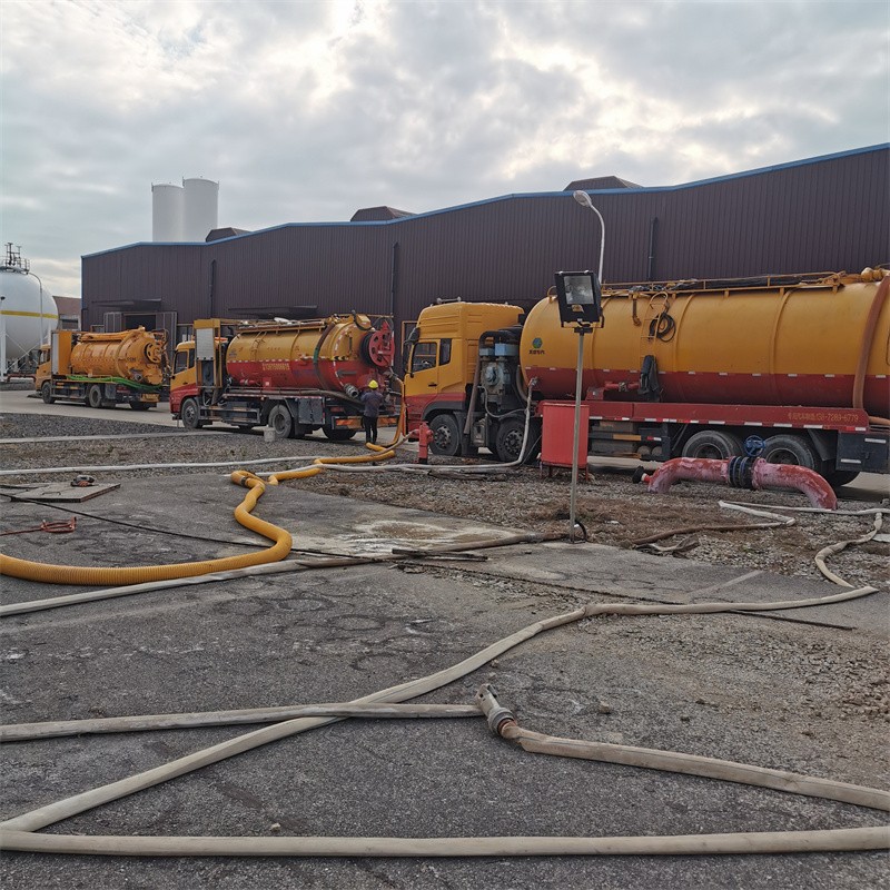 含山污水池清理