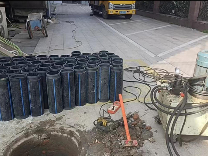 含山PE置换管厂家 DN315置换管 非开挖管短管置换